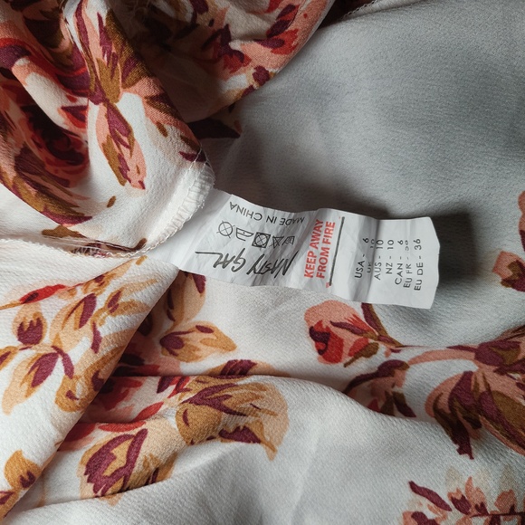 Nasty Gal Size 6 Floral High Neck Tiered Mini Dress - Picture 11 of 11